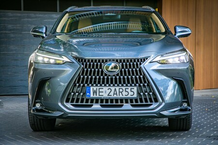 CONSUMER REPORTS POTWIERDZA NIEZAWODNOŚĆ AUT LEXUSA. NAJLEPSZY WYNIK W KLASIE PREMIUM