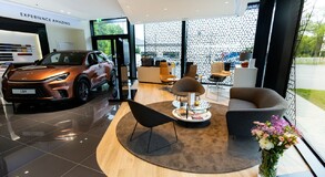 NOWY SALON LEXUSA W PŁOCKU
