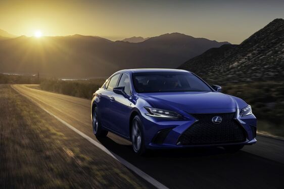Lexus ES 2021