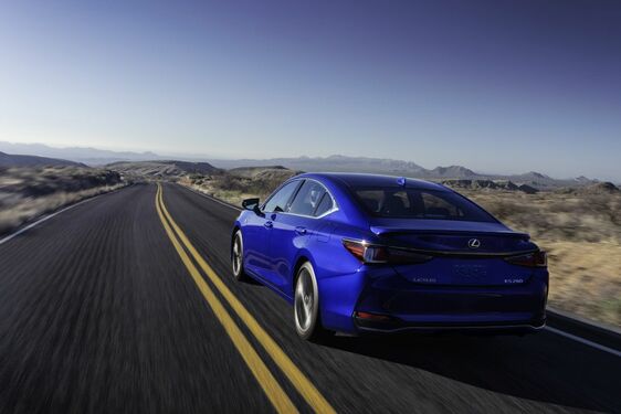 Lexus ES 2021