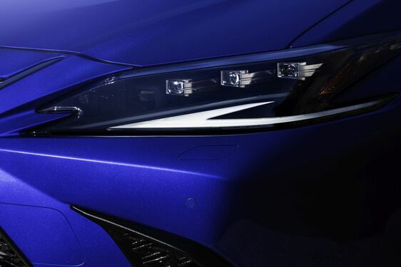 Lexus ES 2021