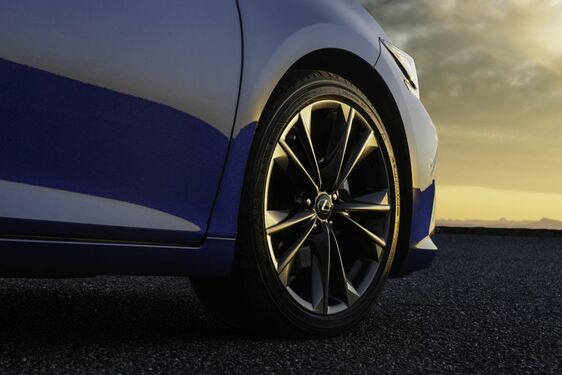 Lexus ES 2021