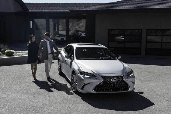 Lexus ES 2021