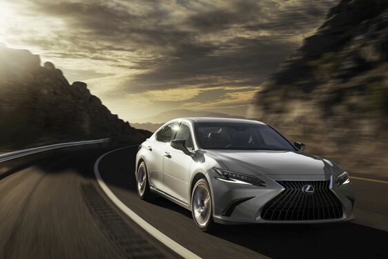Lexus ES 2021