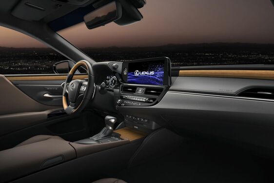 Lexus ES 2021