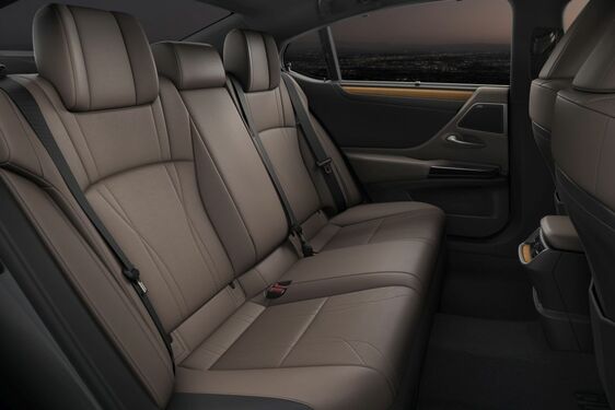 Lexus ES 2021