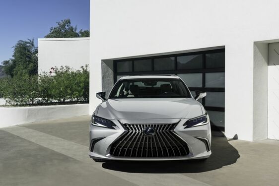Lexus ES 2021