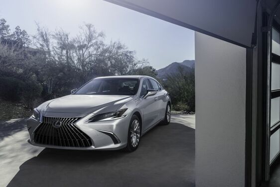 Lexus ES 2021