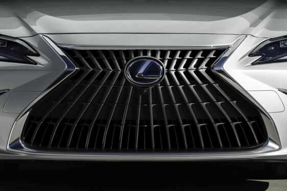 Lexus ES 2021