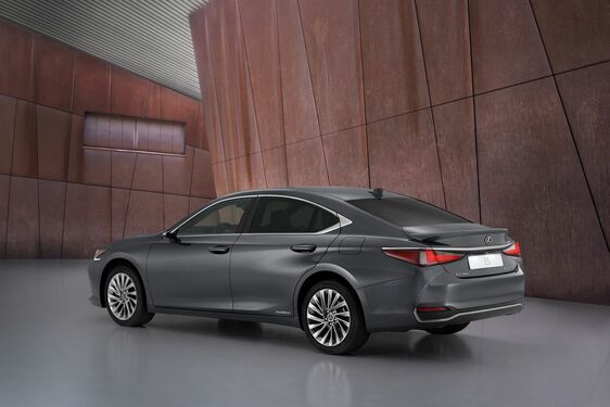 Lexus ES 2021