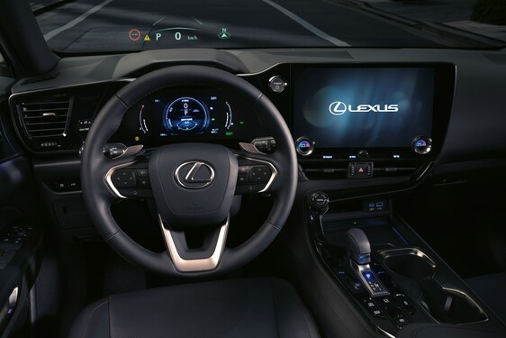 NOWY LEXUS NX – KOKPIT TAZUNA I PEŁNA KONTROLA