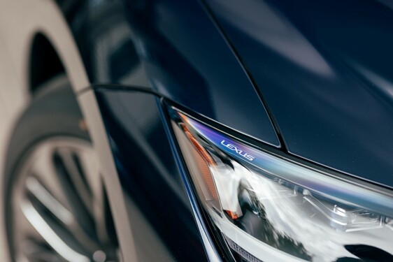 LS 500h 2022