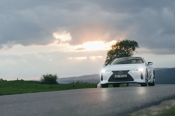LC 500h 2022