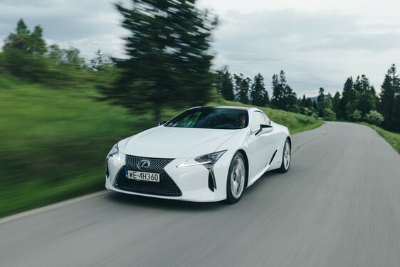 LC 500h 2022