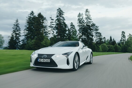 LC 500h 2022