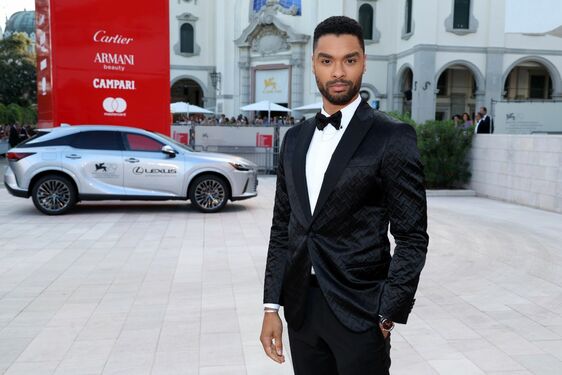 LEXUS I GWIAZDY KINA NA CZERWONYM DYWANIE FESTIWALU FILMOWEGO W WENECJI