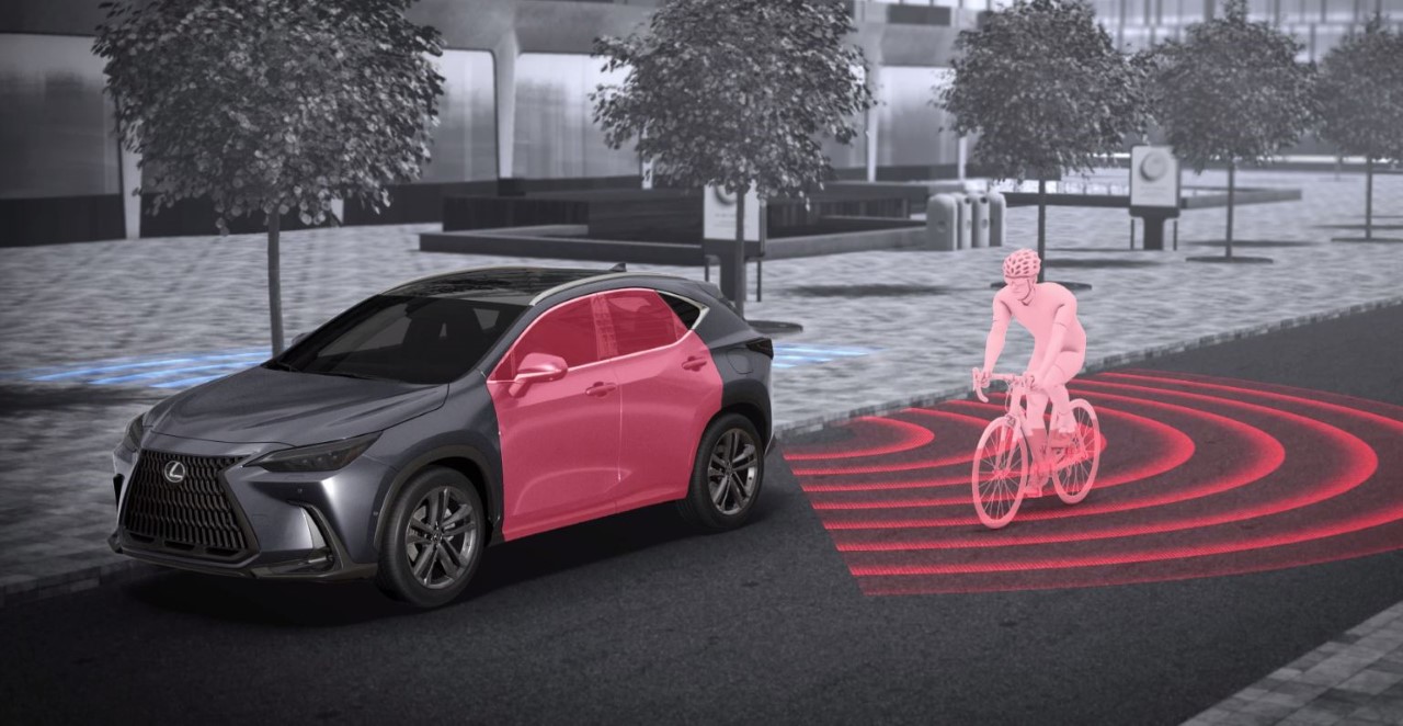 ELEKTRONICZNE KLAMKI W AUTACH LEXUSA