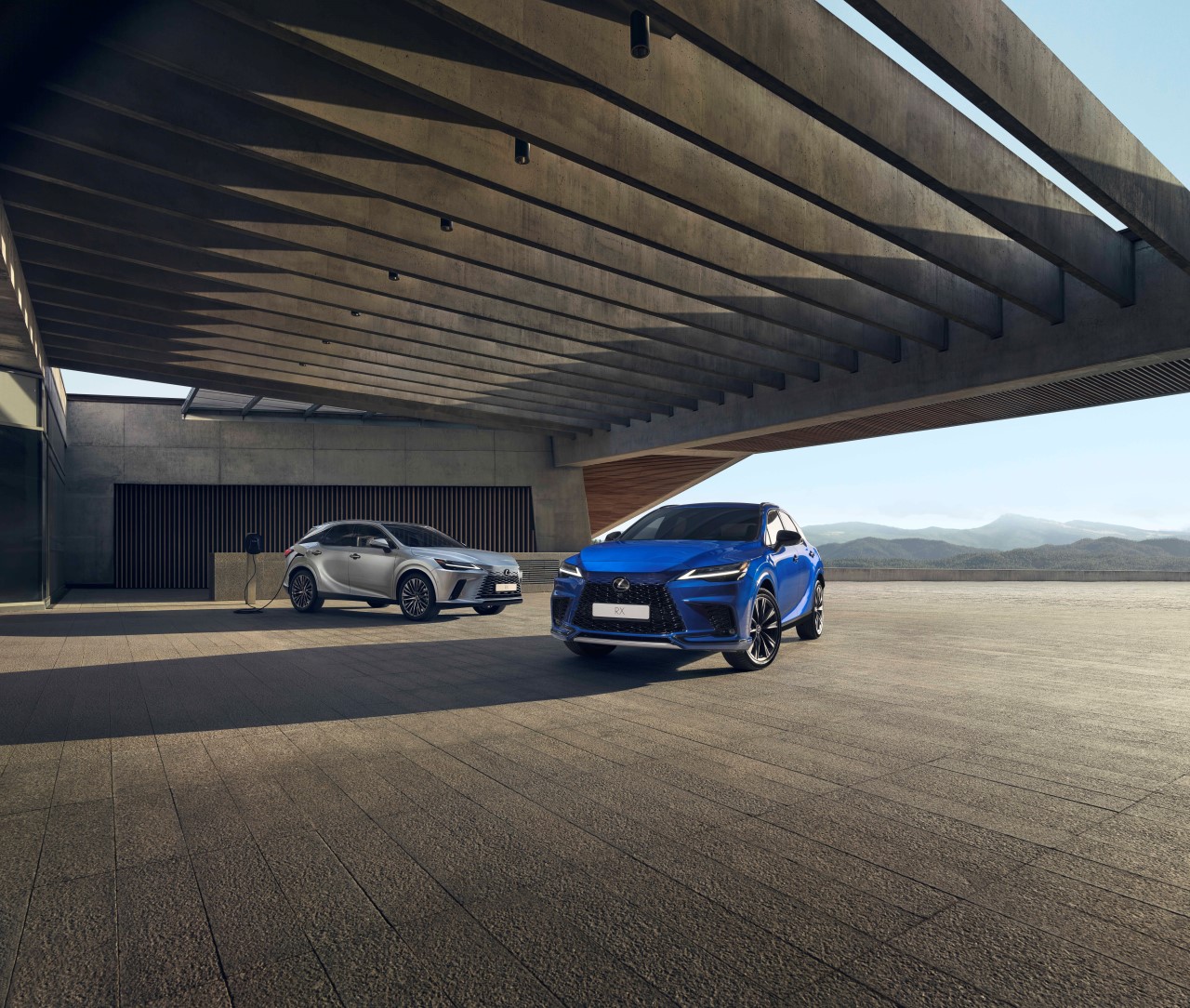 WYJĄTKOWE WŁAŚCIWOŚCI JEZDNE LEXUSA RX 500h