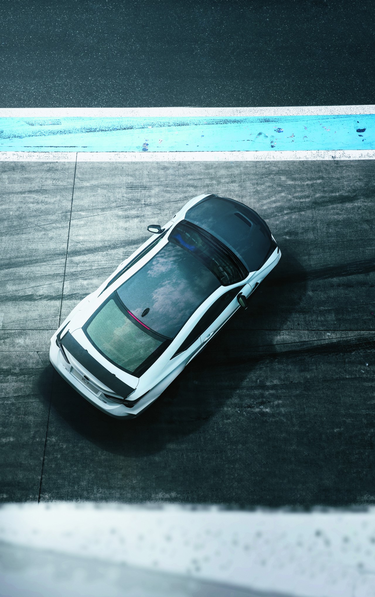 NOWY LEXUS RC F NA 2023 ROK. JEDNO Z OSTATNICH AUT Z WOLNOSSĄCYM SILNIKIEM V8 NA RYNKU