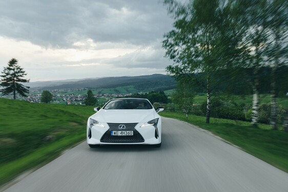 LC 500h 2022