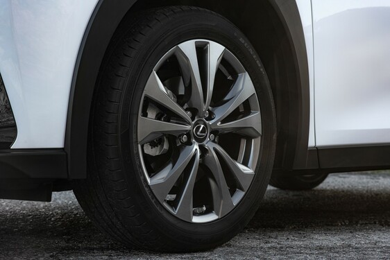 Lexus UX 2018