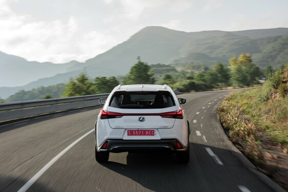 Lexus UX 2018