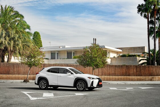 Lexus UX 2018