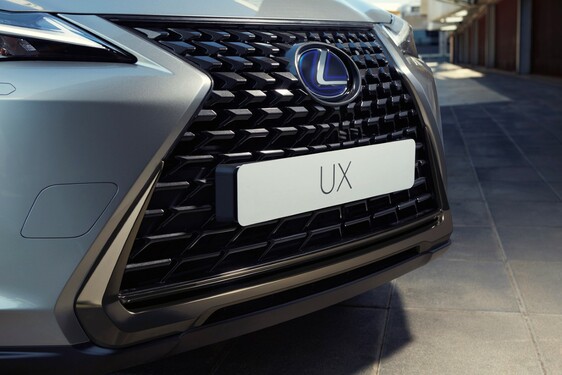 Lexus UX 2018
