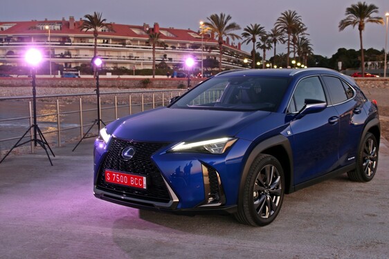 Lexus UX 2018