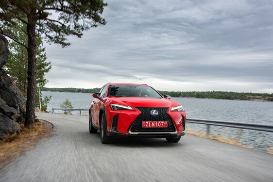 Lexus UX 2018