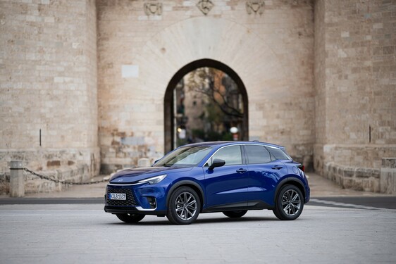 Photo: Daniel Reinhardt for LEXUS