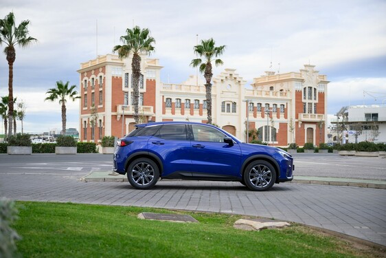 Photo: Daniel Reinhardt for LEXUS