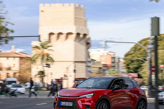 Photo: Daniel Reinhardt for LEXUS