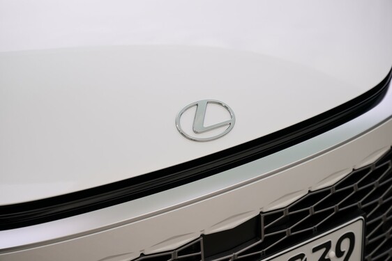 Photo: Daniel Reinhardt for LEXUS