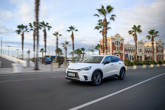 Photo: Daniel Reinhardt for LEXUS