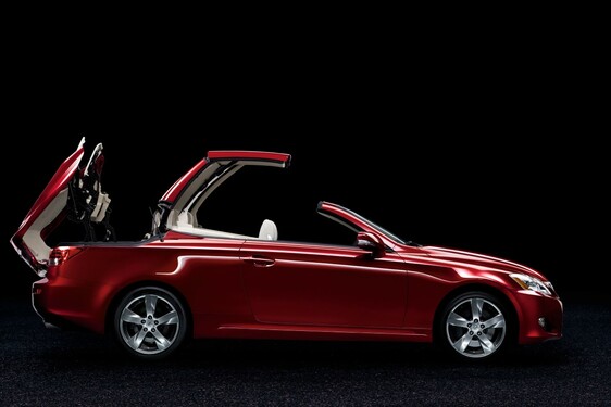 2008 Paris Motor Show – Lexus IS C