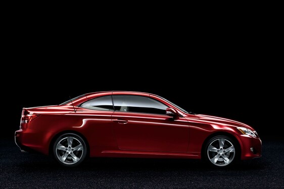 2008 Paris Motor Show – Lexus IS C