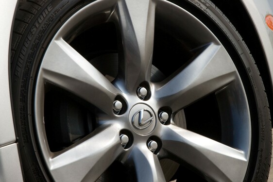 2010 Lexus SC 430