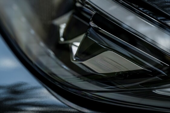 Lexus LM