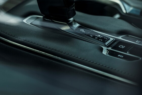 Lexus LM