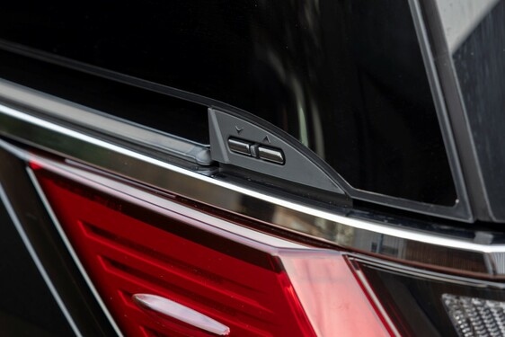 Lexus LM