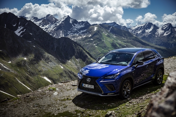 Lexus NX 2018