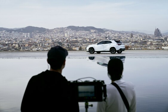 Lexus UX 2023