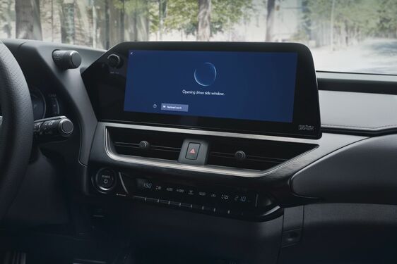 Lexus UX 2023