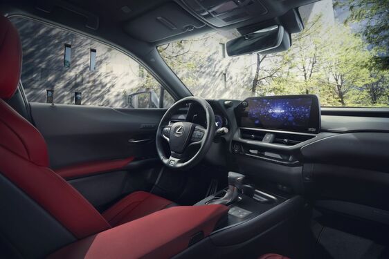 Lexus UX 2023