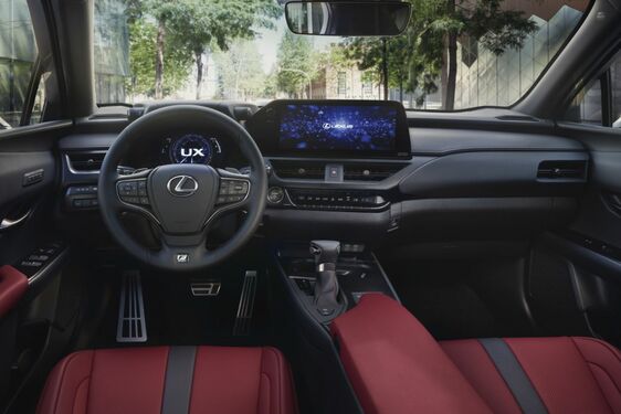 Lexus UX 2023