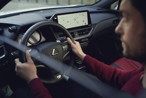 Lexus UX 2023