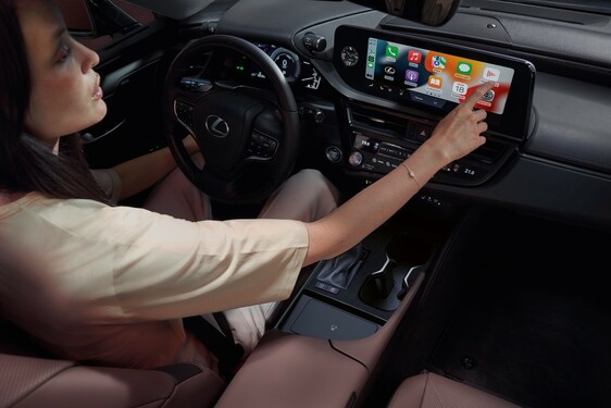 Lexus ES 2023