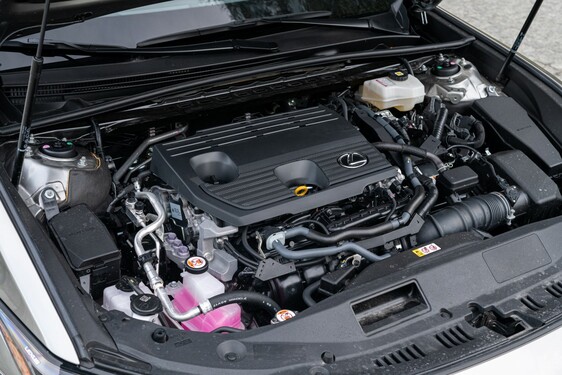 Lexus ES 2023