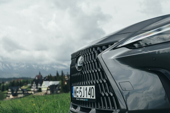 Lexus NX 2022